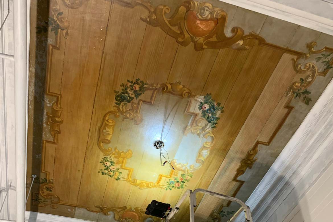 pittsburgh athletic association - lytton hallway - interior restoration and conservation project - fine art architectural restoration