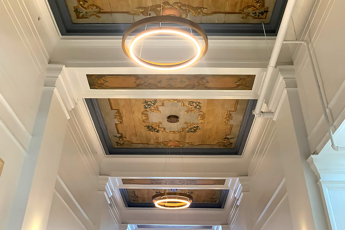 pittsburgh athletic association - lytton hallway - interior restoration and conservation project - fine art architectural restoration